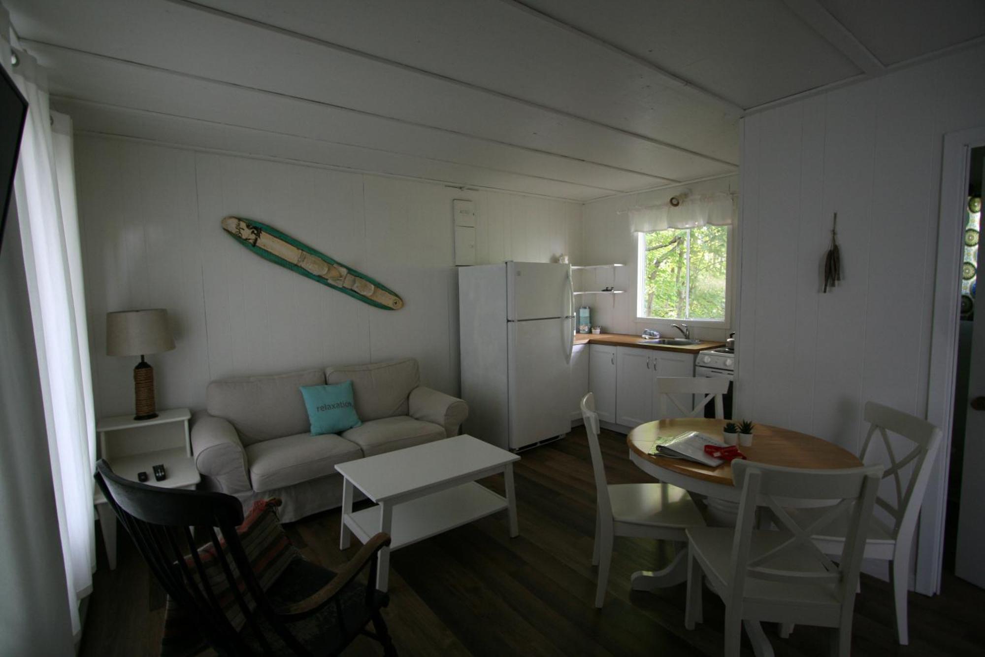 Beachside On Lake Muskoka 포트 칼링 외부 사진